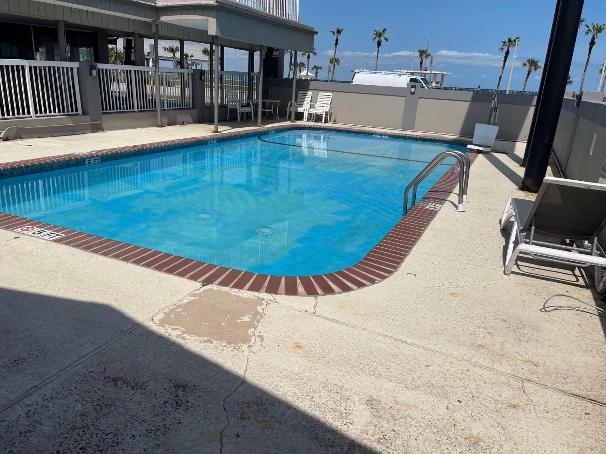 Budget Inn And Suites Corpus Christi Extérieur photo